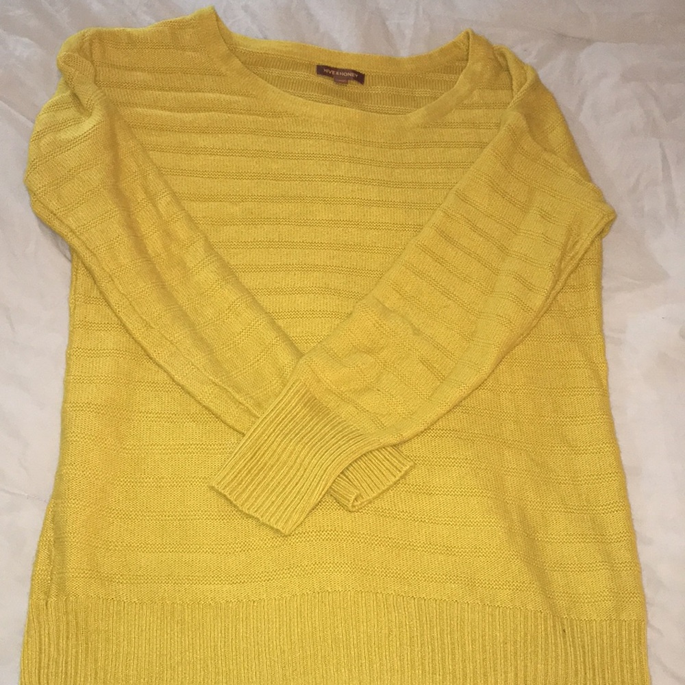 Mustard yellow scoop neck sweater size:L